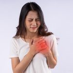 علائم سکته قلبی خفیف در زنان چیست