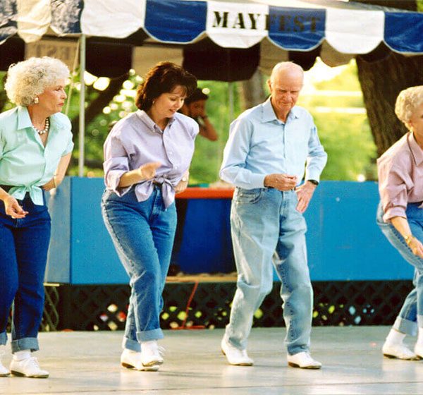 مزایای رقص در سالمندان