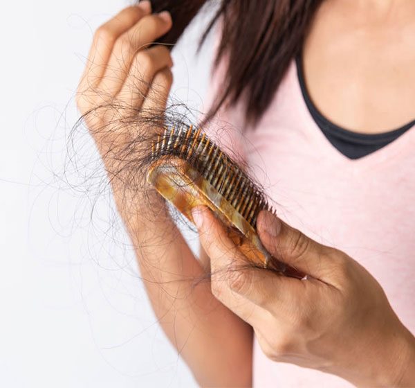 آیا کرونا باعث ریزش مو می‌شود؟