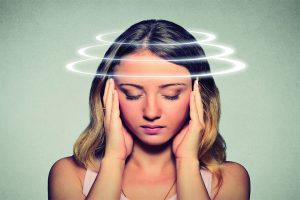 چه چیزی در درمان سرگیجه کمک می کند؟ چه چیزی در درمان سرگیجه کمک می کند؟