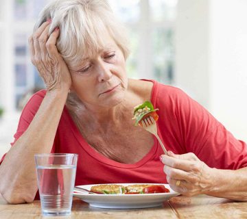 علل و درمان بی اشتهایی در سالمندان
