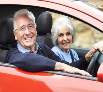 5 نکته برای ایمنی رانندگی سالمندان