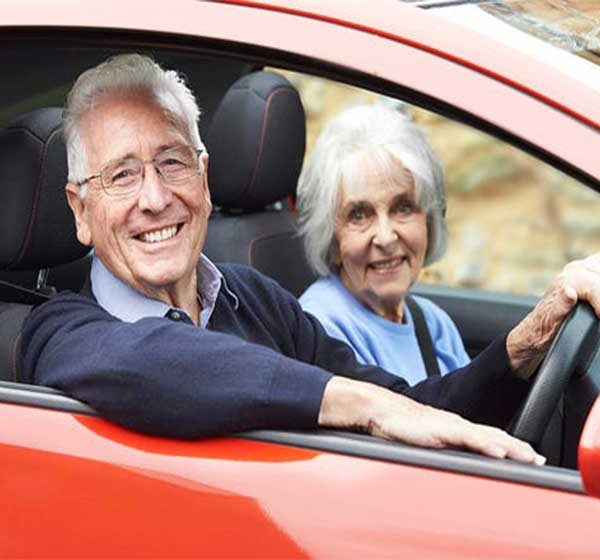 5 نکته برای ایمنی رانندگی سالمندان