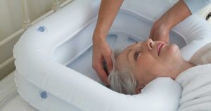 شستشوی مو سالمند