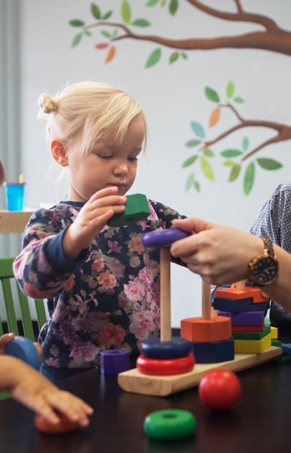 پرستار حرفه ای کودک در منزل - طلوع طب