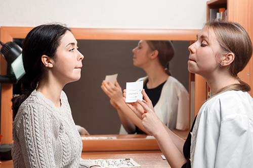 گفتاردرمانی در منزل برای بزرگسالان گفتاردرمانی در منزل برای بزرگسالان