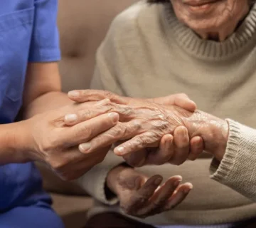 بیماری در گروه سنی ۶۵ سال